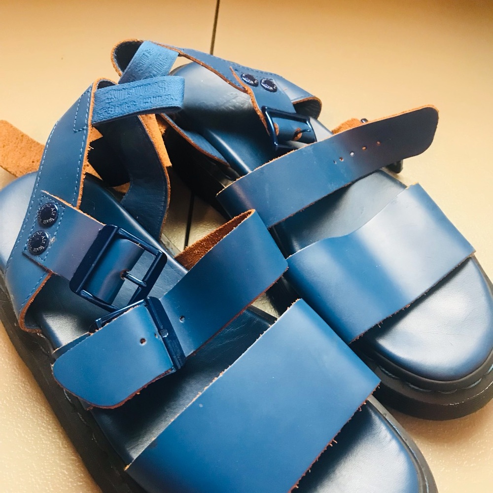 Dr. marten gladiator platform blue women’s size 9 sandal - Picture 6 of 6